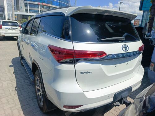 NAUZA TOYOTA FORTUNER NEW MODE