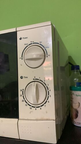 Microwave Oven