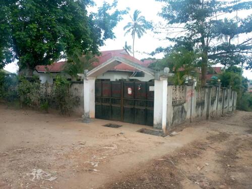 House for immediate sale at UKONGA