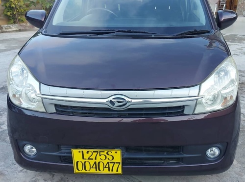 Daihatsu Mira Custom
