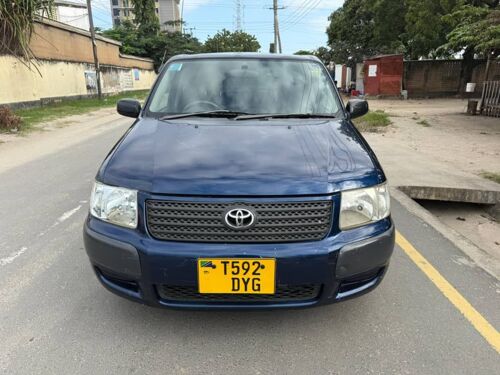 TOYOTA SUCCED 