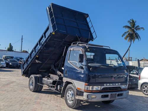 Mitsubishi canter Tipper 3tone