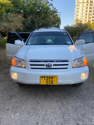 TOYOTA KLUGER