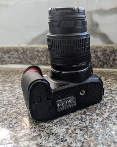 Nikon D3100 + 18-55mm Lens Kit