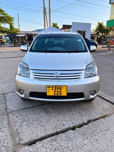 TOYOTA RAUMU 