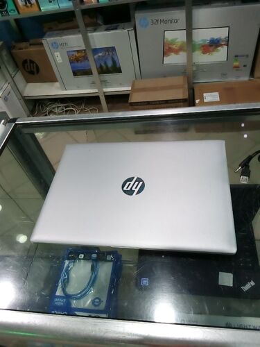 Hp 430g5 ci3  4gb/500gb