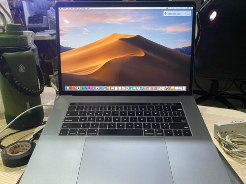 2017 MACBOOK PRO 15 INCH