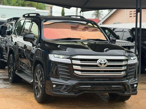 NAUZA TOYOTA LANDCRUSER 