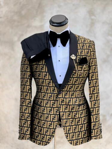 Qulity Gentlemen suits available now