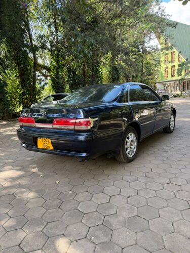 TOYOTA MARK II