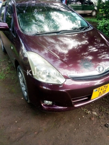 TOYOTA Wish Inauzwa