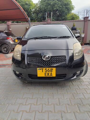 Toyota Vitz EKA 1290cc 