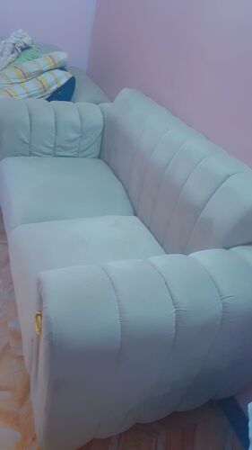 Sofa zinauzwa