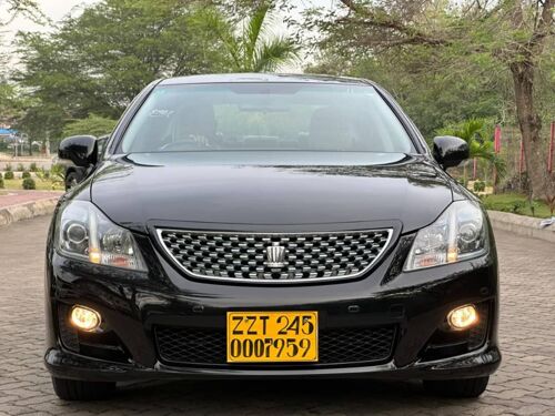 TOYOTA CROWN ATHLETE 