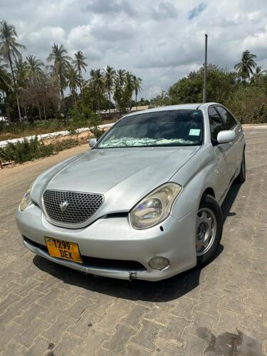 NAUZA TOYOTA VEROSSA 