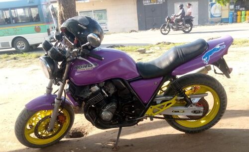 Honda CB 400 Super four