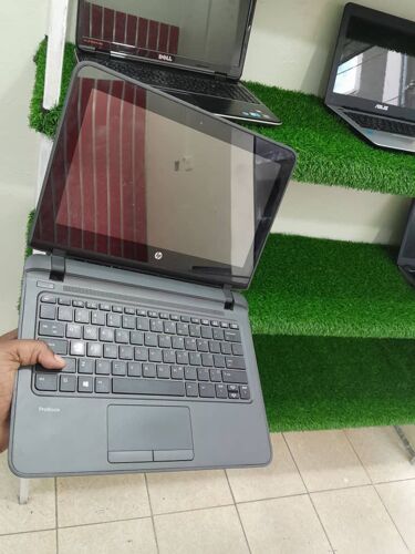 HP core i3 RAM 4GB HDD 500 