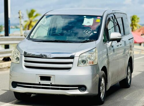 Toyota Noah chassis 