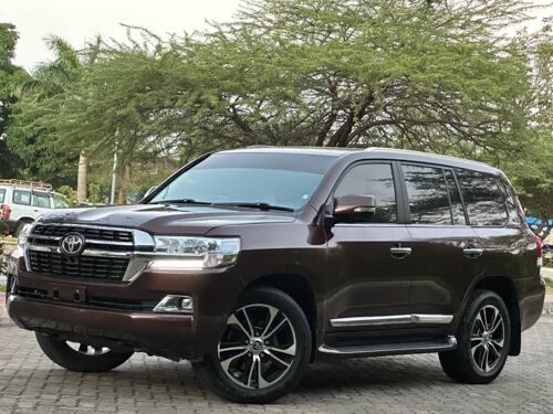 LAND CRUISER GXR