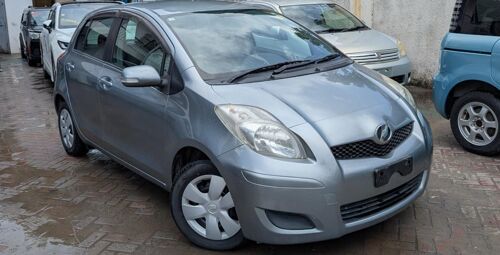 Toyota vitz Lipa kdg kdg