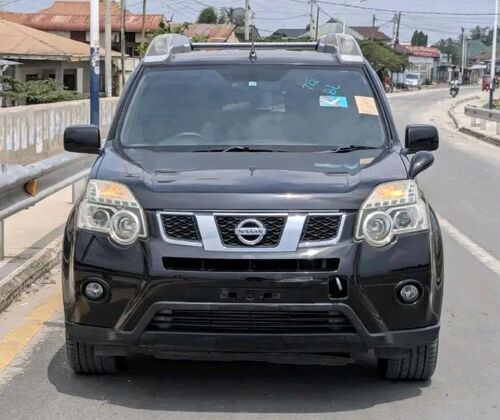 NISSAN EXTRAIL NAUZA NEW 