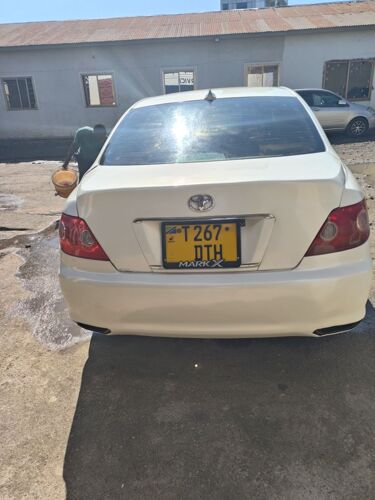 TOYOTA MARK X NZURI SANA 