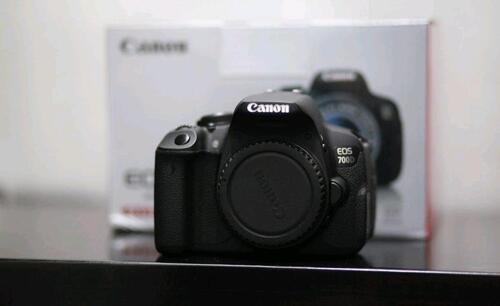 Canon 700D with 18_55mm