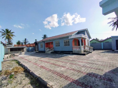 YA-VYUMBA 5,TSH.98M,KITUNDA