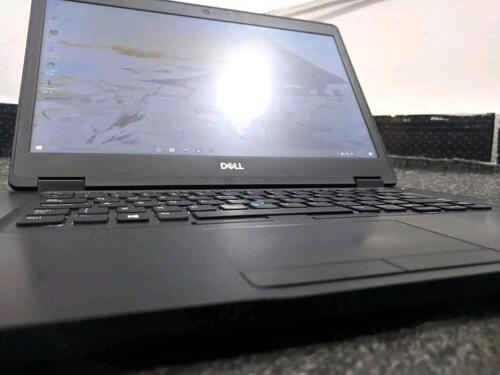 Dell latitude 5490