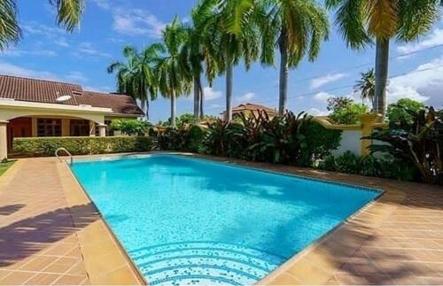 2BEDROOMS FULLY FURNISHED VILLAS IN MBEZI BEACH