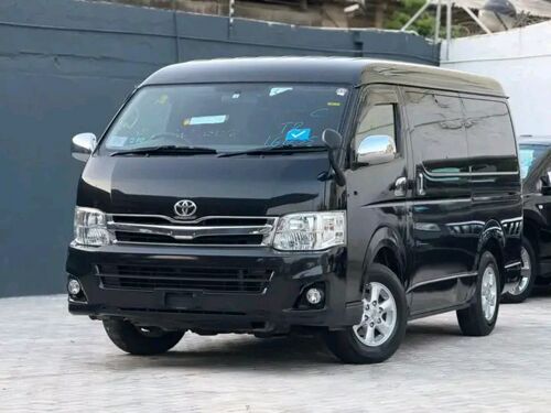 HIACE VAN NAUZA NEW SAFI