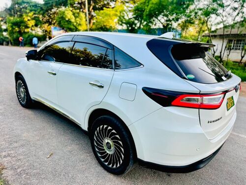 Toyota harrier new model 