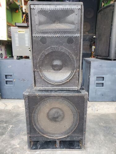 Speaker zote