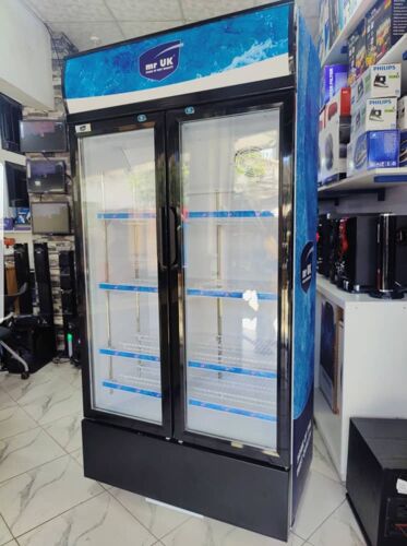 Mr UK SHOWCASE DOUBLE DOORS