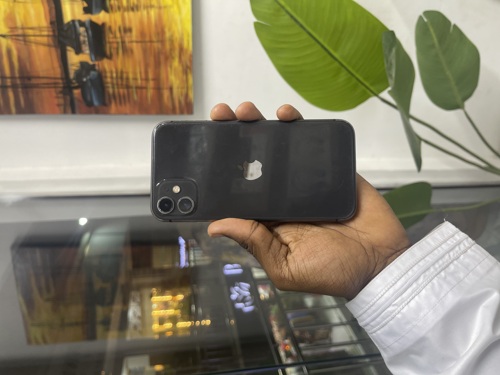 iPhone 11