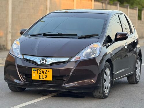Honda fit hybrid