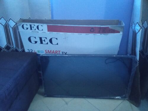 Smart Tv CAG inch 32