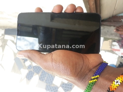 Tecno  Camon 11,,,Ram 3gb Internal  Memory 32gb...4G ,,,0769412215