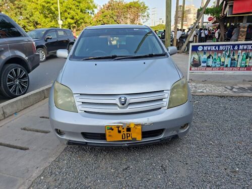 TOYOTA IST NAILENGESHA 