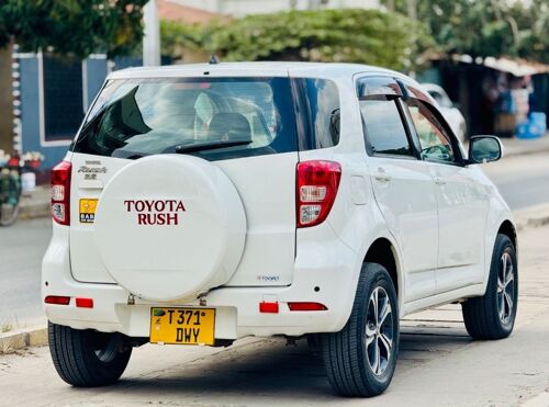 Toyota Rush 
