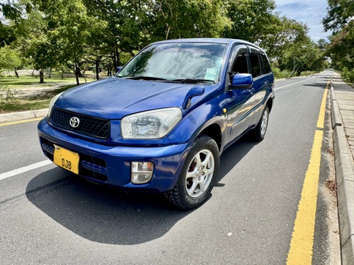 TOYOTA RAV4