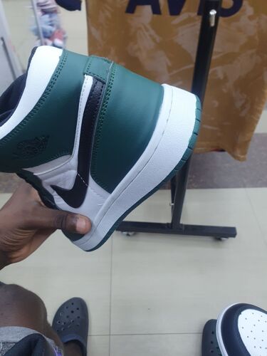 Air Jordan 1