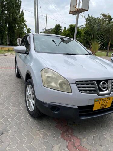 NISSAN DUALIS