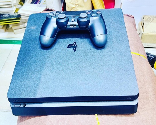 Sony Playstation 4 Slim Fifa23