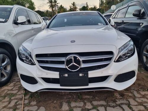 Mersedes Benz S-Class 