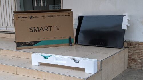 Hisense smart tv size 49 