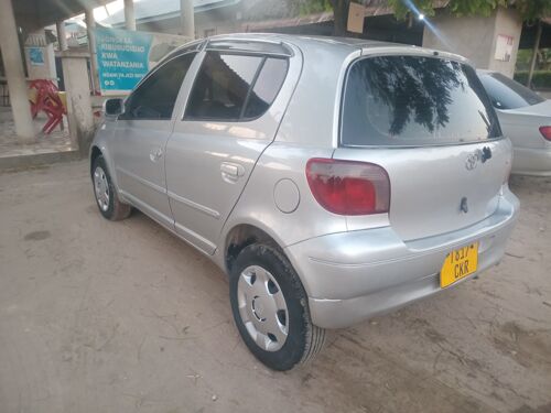 Toyota vitz cravia 2NZ cc1290 