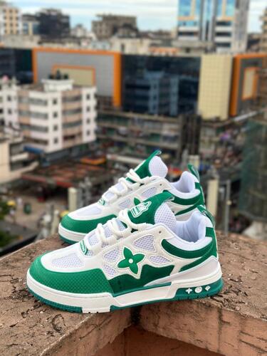 Lv sneakers 