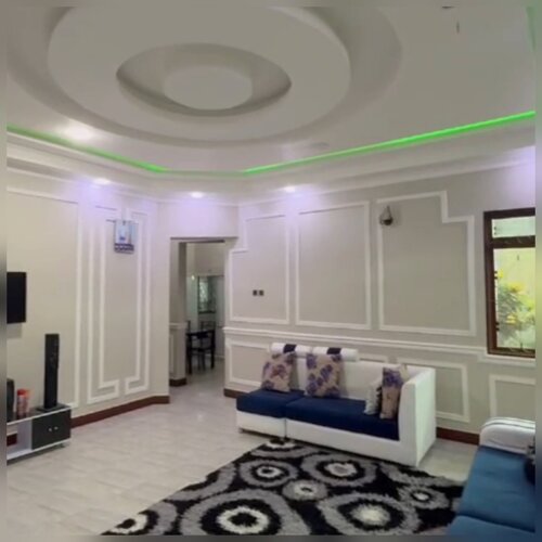 YENYE HATI,ROOM-4,MBEZI MWISHO