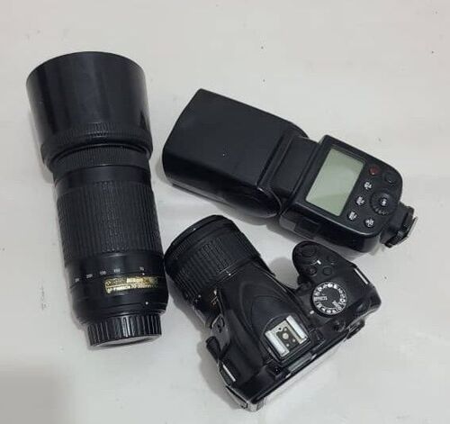 Camera, light, zoom lens